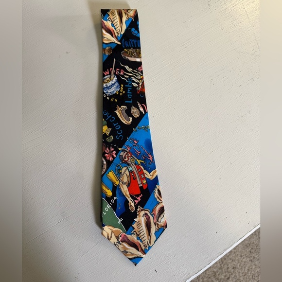 Nicole Miller Men's Florida‎ 1994 Tie 100% Silk Hand Sewn Scuba Shells - Picture 1 of 8